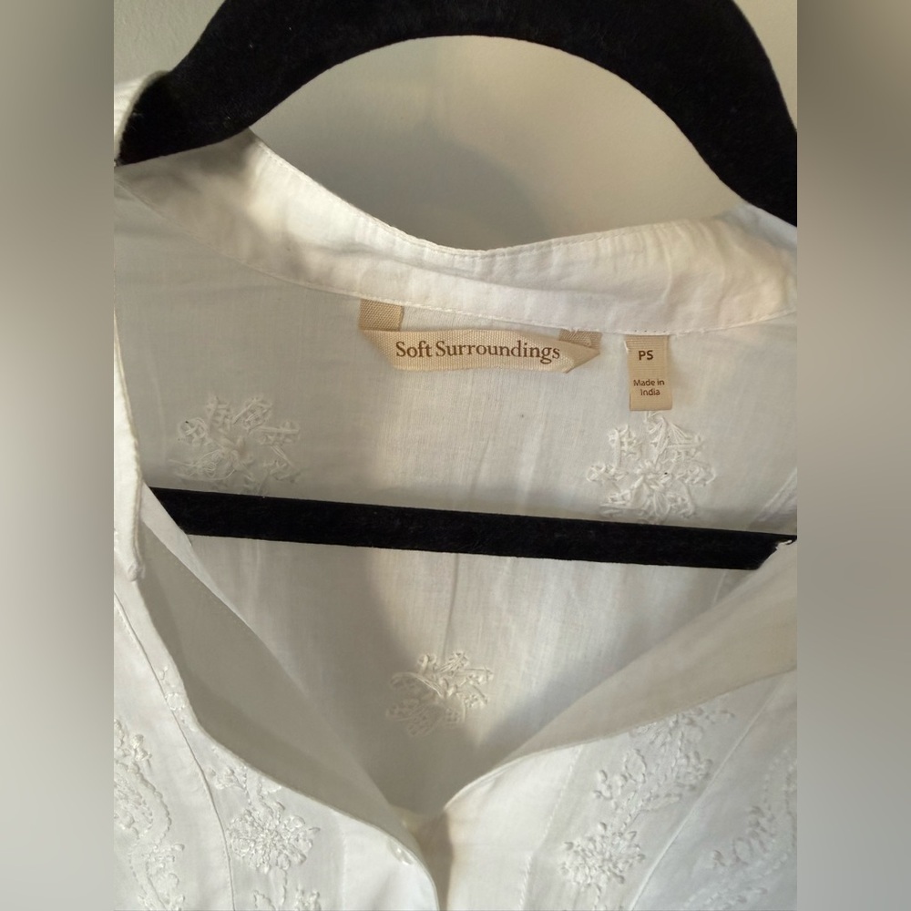 Soft Surroundings White Embroidered Blouse Tunic - Picture 5 of 9